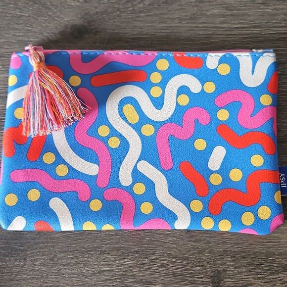 Colorful Cosmetic Bag Power Bundle Of Mascara & Skincare Beauty Products NEW - Picture 2 of 12